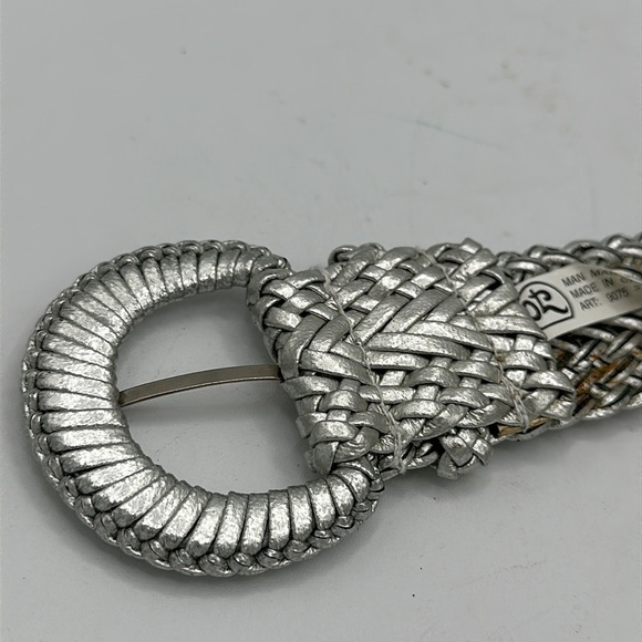 Silver metallic adjustable belt, size S/M - Picture 2 of 5